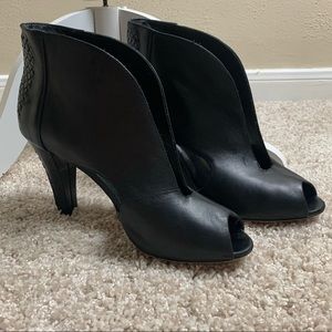 Elliott Lucca Alessandra Ankle Boot Sz 8